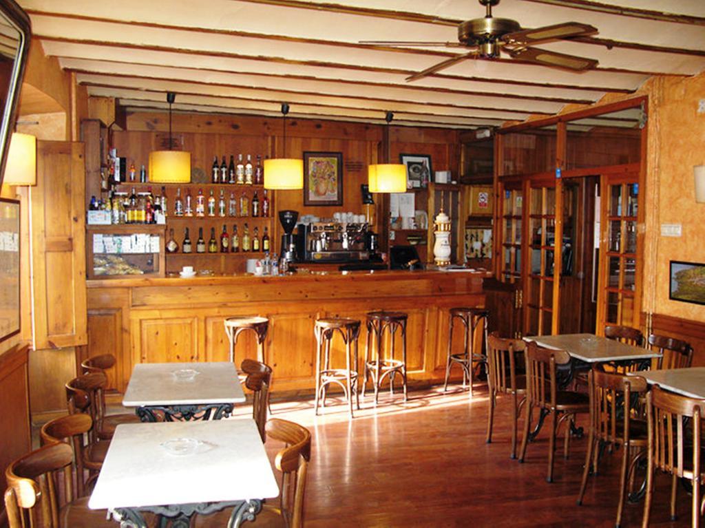 Fonda Biayna Hotel Bellver De Cerdanya Exterior foto