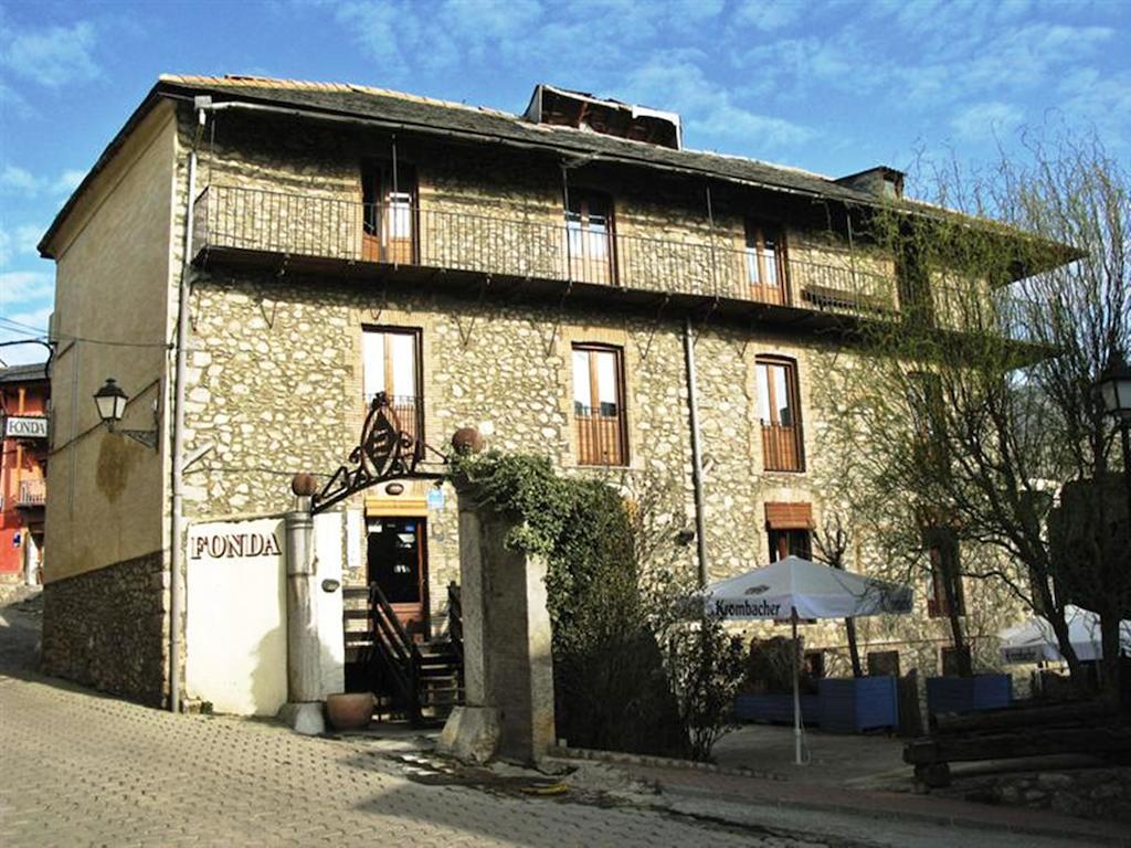 Fonda Biayna Hotel Bellver De Cerdanya Exterior foto